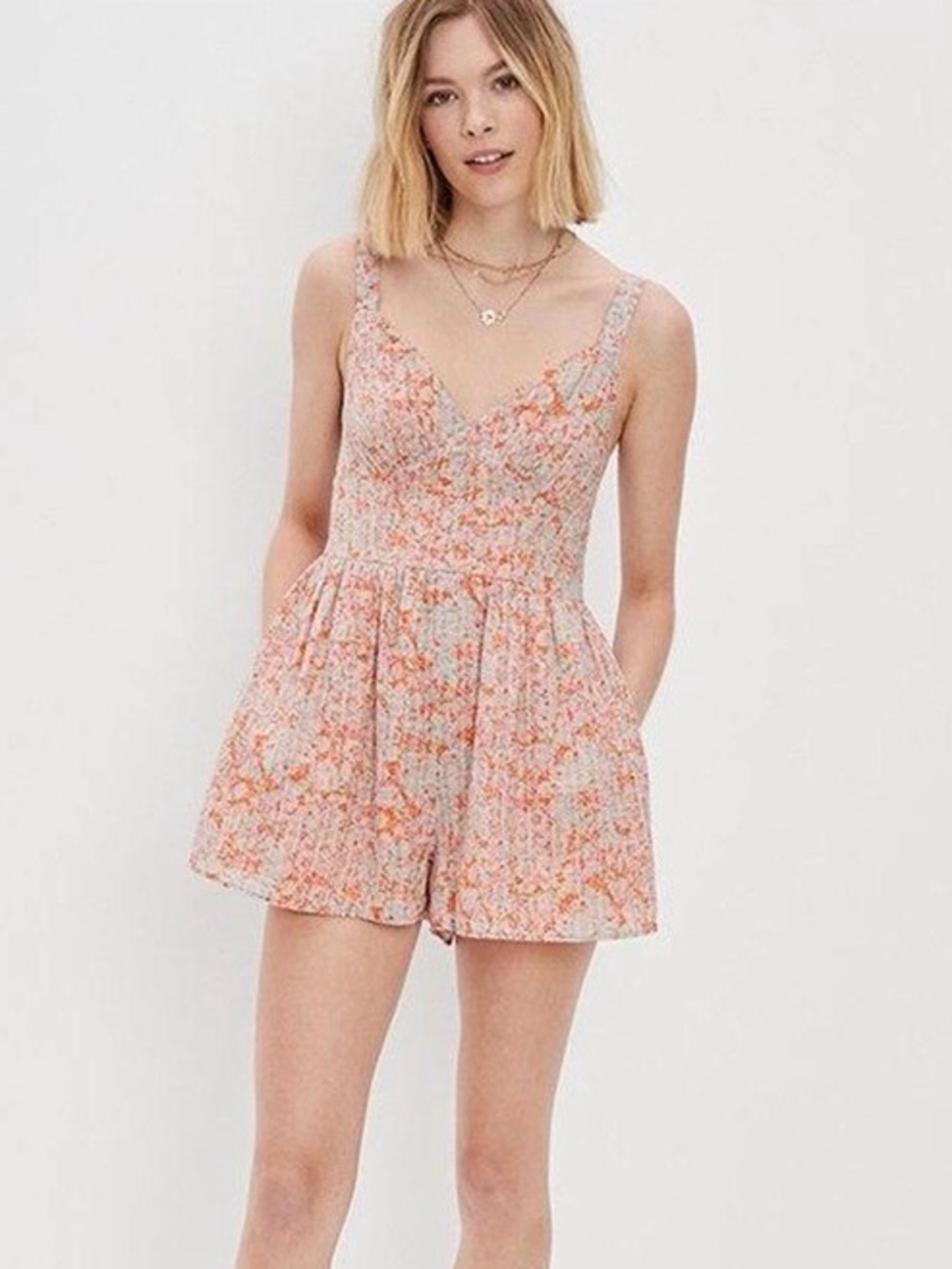 American Eagle womens floral romper medium orange peach summer beachy short
